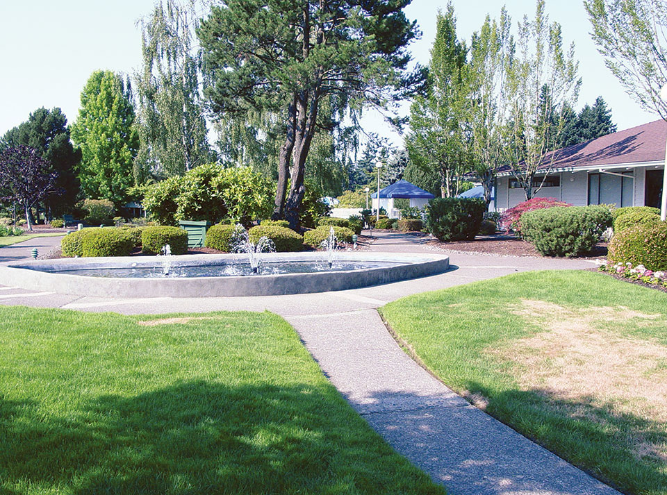 Royal Villas in Tigard, OR Mobile Homes For Sale 55+ Retirement Community